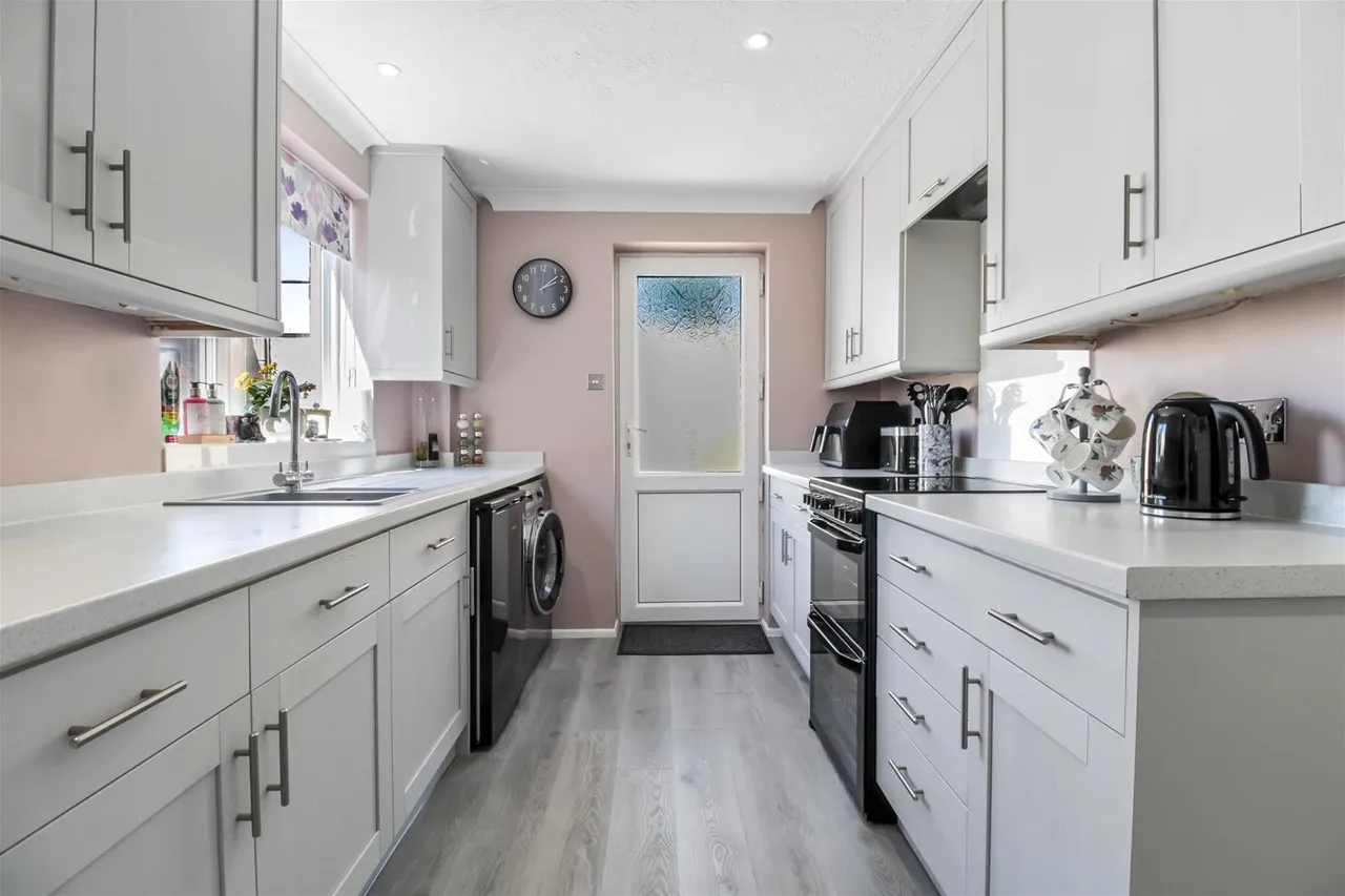 Cuckfield Crescent, Salvington, Worthing, photo 7