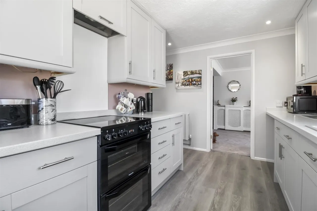 Cuckfield Crescent, Salvington, Worthing, photo 6