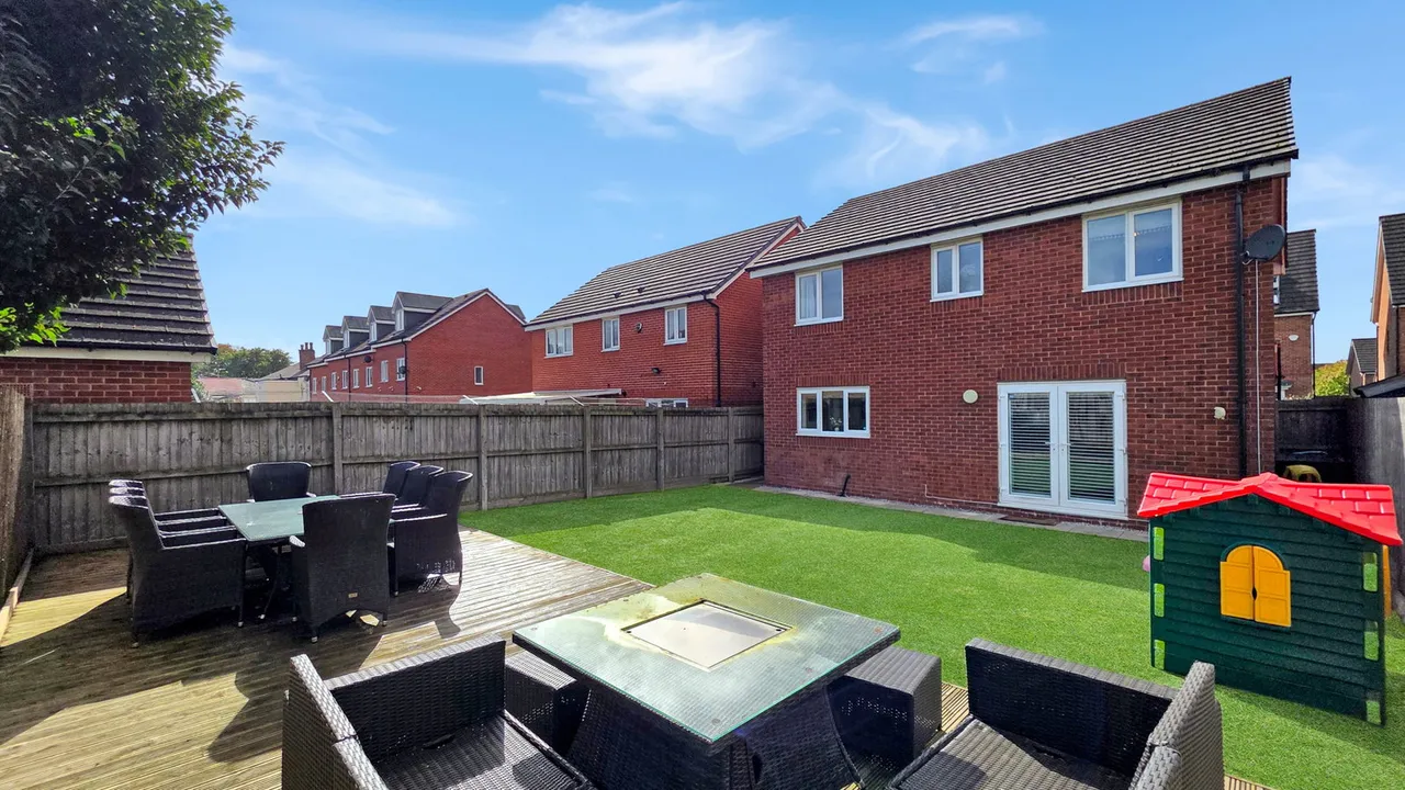 Moss Lane, Walkden, M28, photo 6