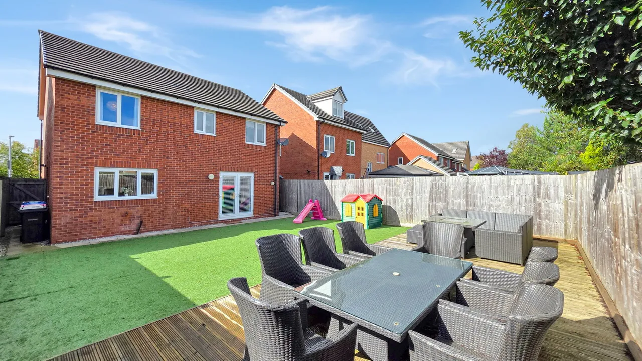 Moss Lane, Walkden, M28, photo 5