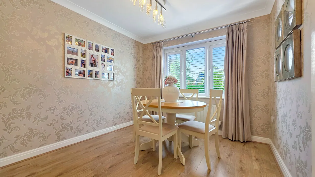 Moss Lane, Walkden, M28, photo 10