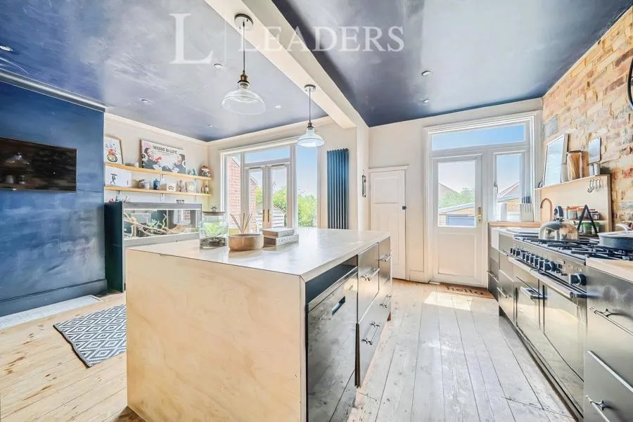 Colville Road, Drayton, PO6, photo 6