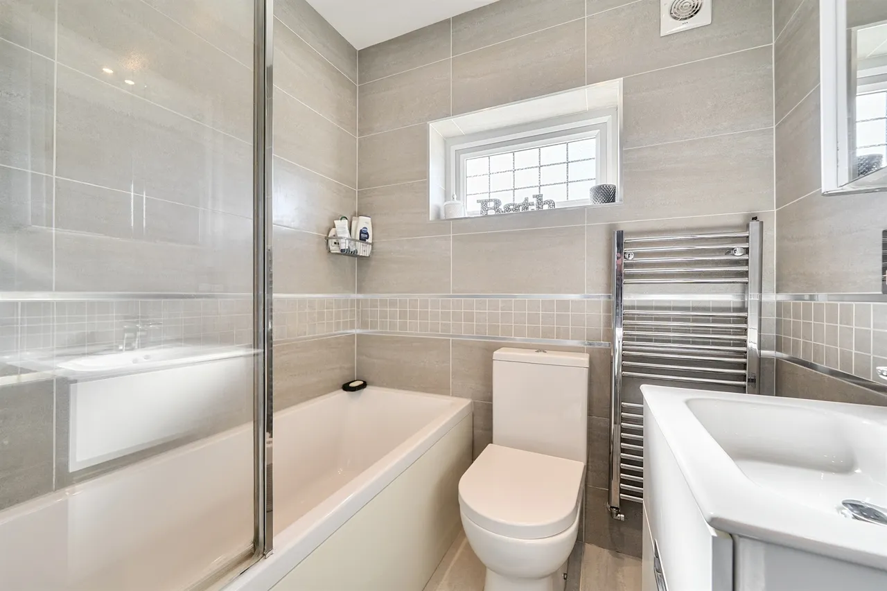 Great Cambridge Road, Enfield, EN1, photo 12