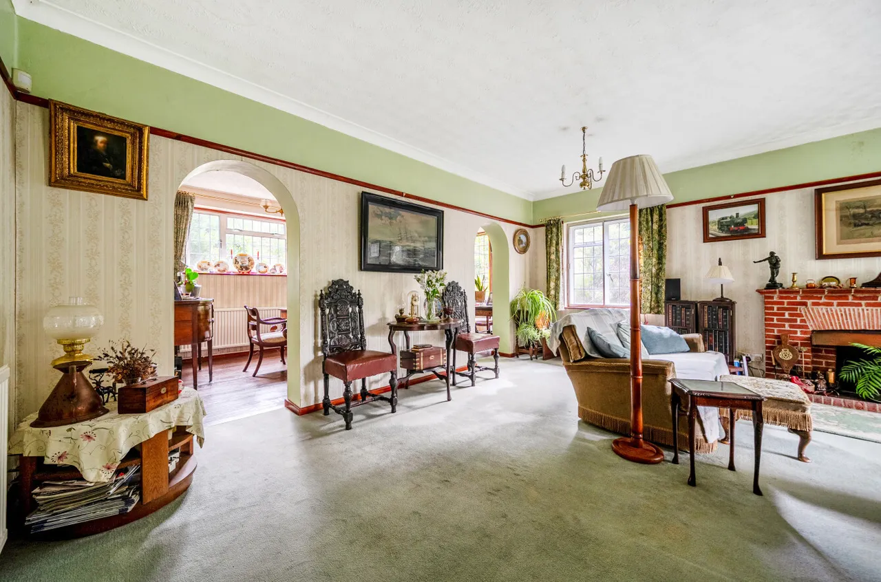 Monks Well, Farnham, Surrey, GU10 1RH, photo 6