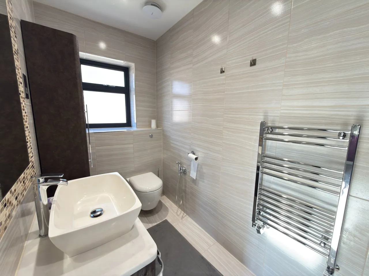 Sidney Road, Staines-Upon-Thames, TW18, photo 12