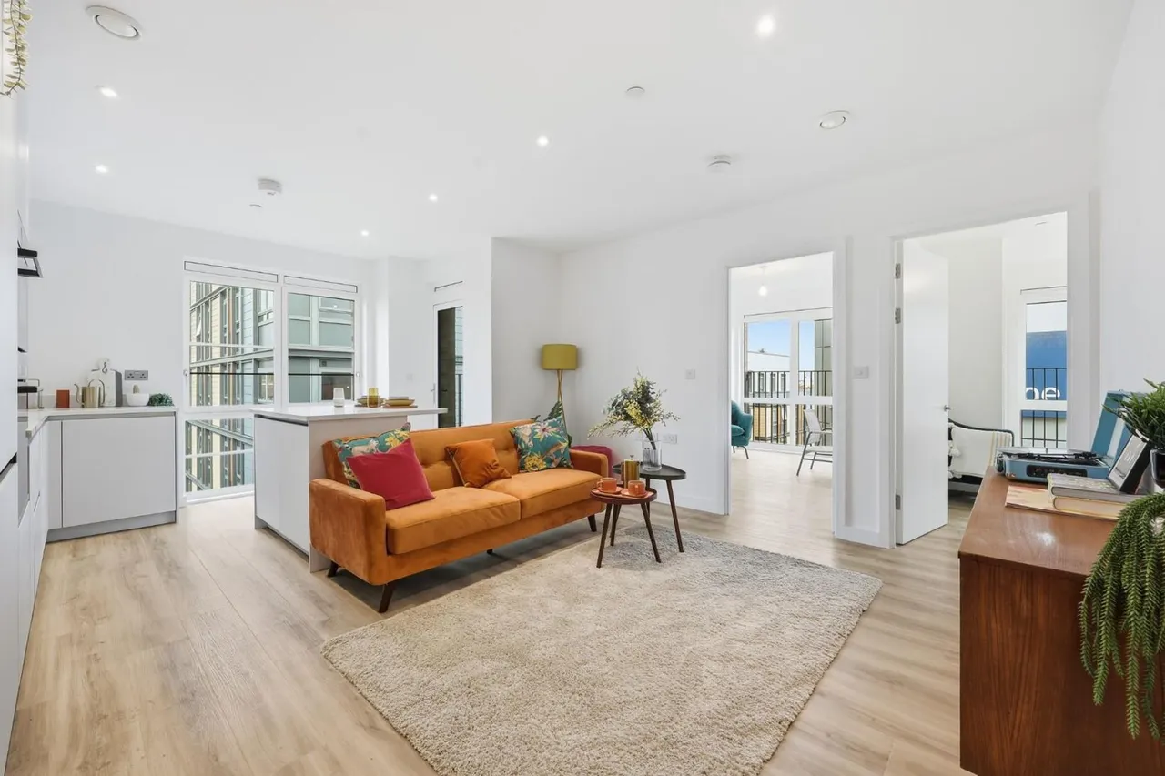 2 bed flat for sale, Witan Street, London, E2