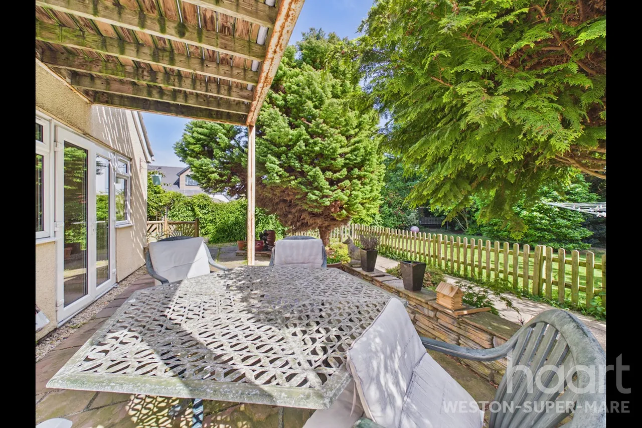New Bristol Road, Weston-Super-Mare, BS22, photo 27