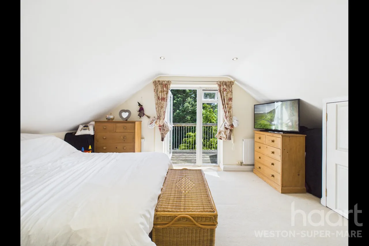 New Bristol Road, Weston-Super-Mare, BS22, photo 21