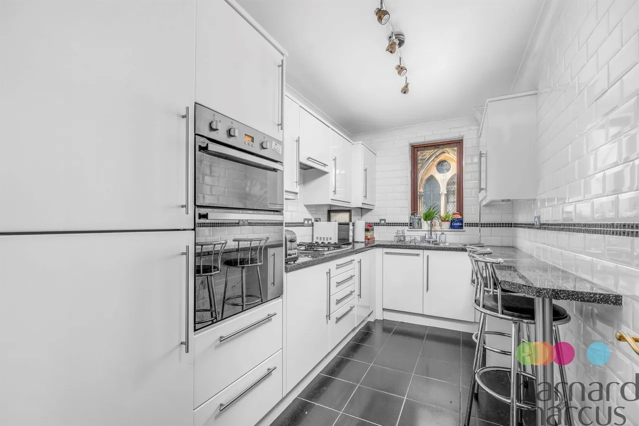 Hamilton Square, London, N12, photo 11