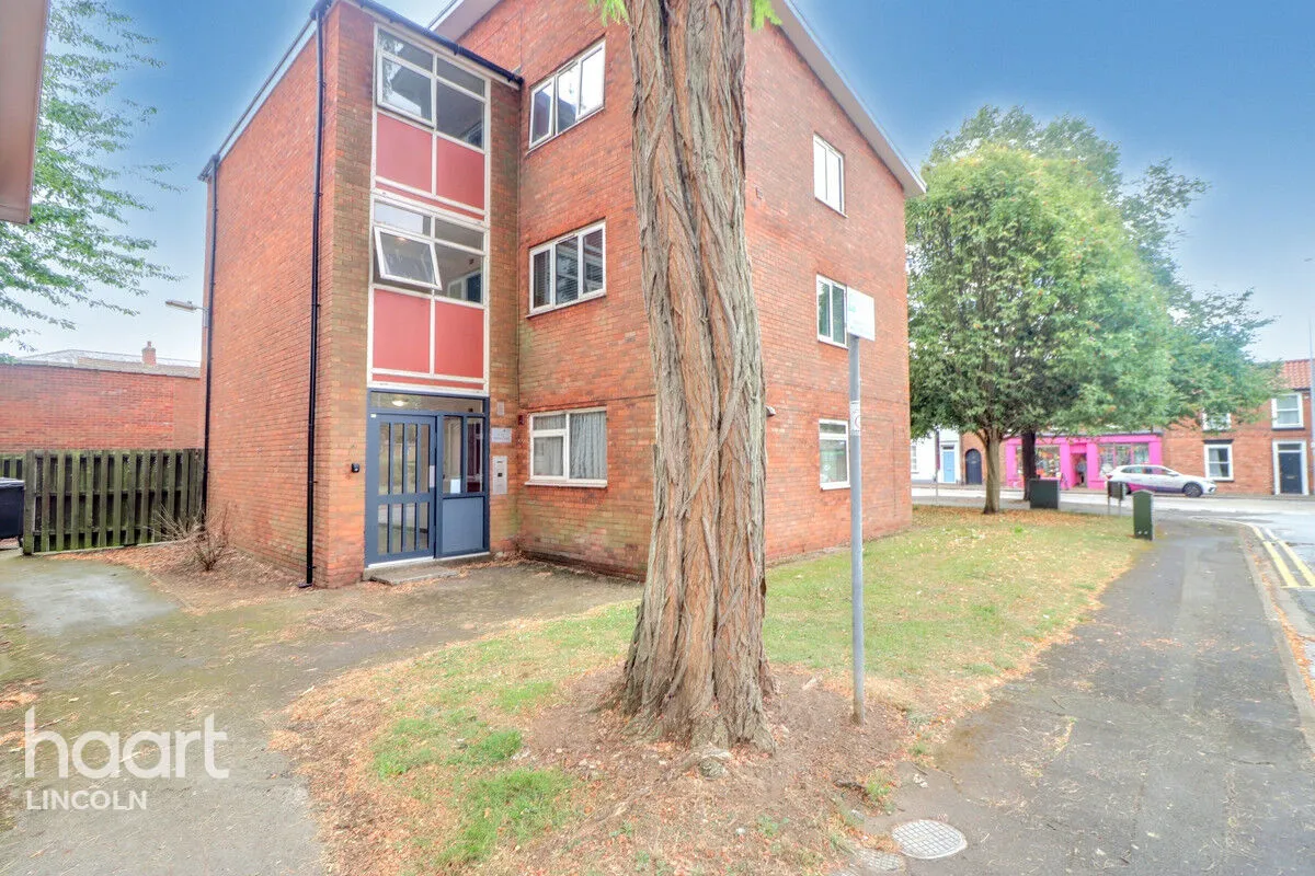 1 bed flat for sale, Williamson Street, Lincoln, LN1
