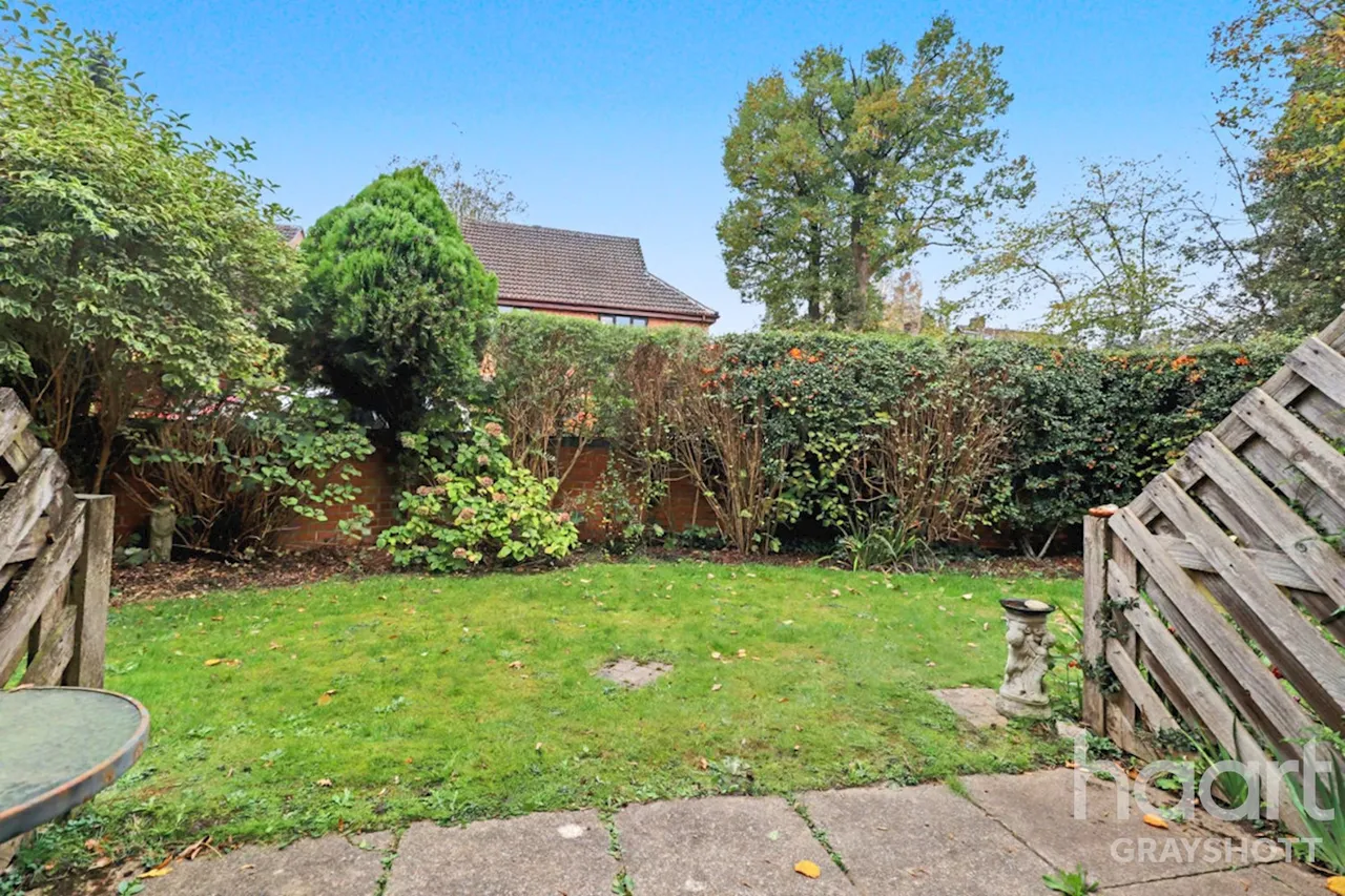 Candleford Gate, Liphook, GU30, photo 8