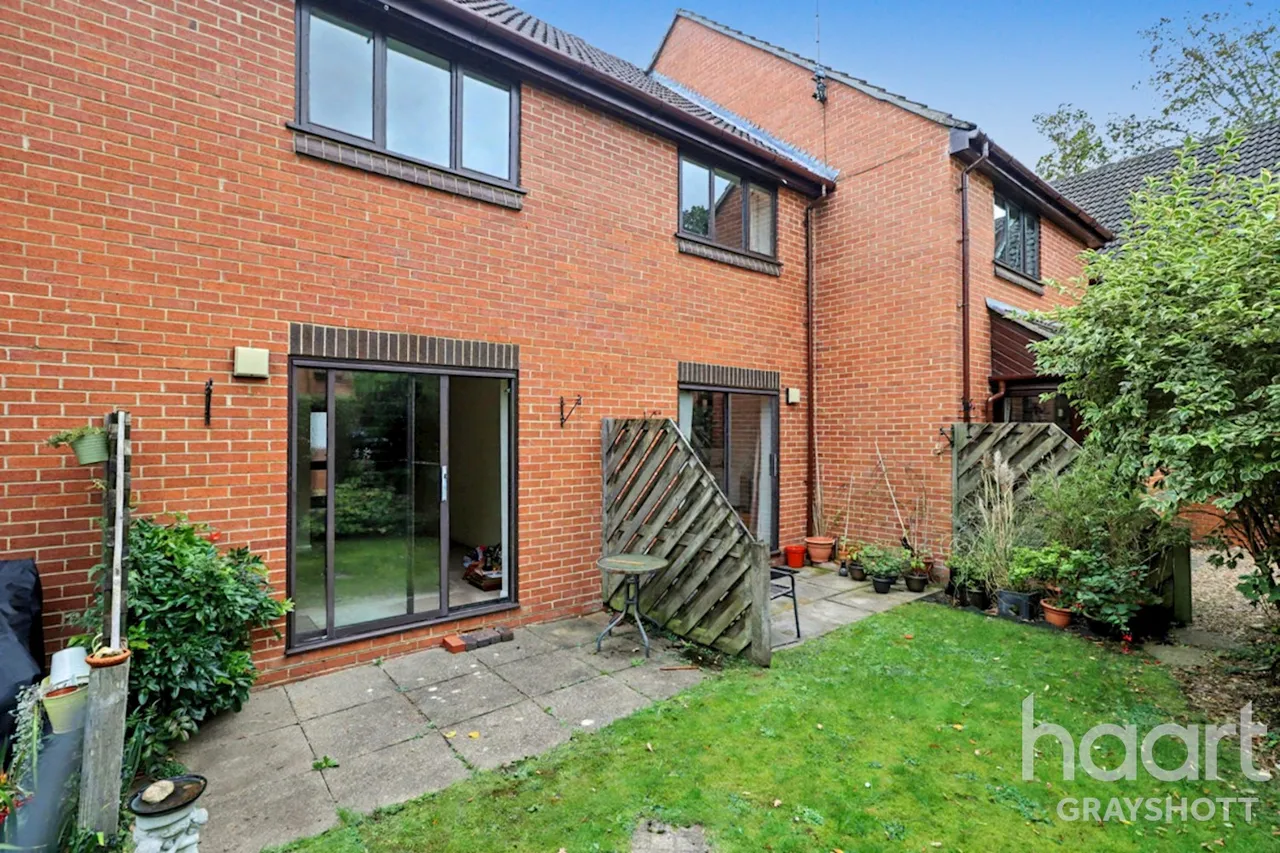 Candleford Gate, Liphook, GU30, photo 4