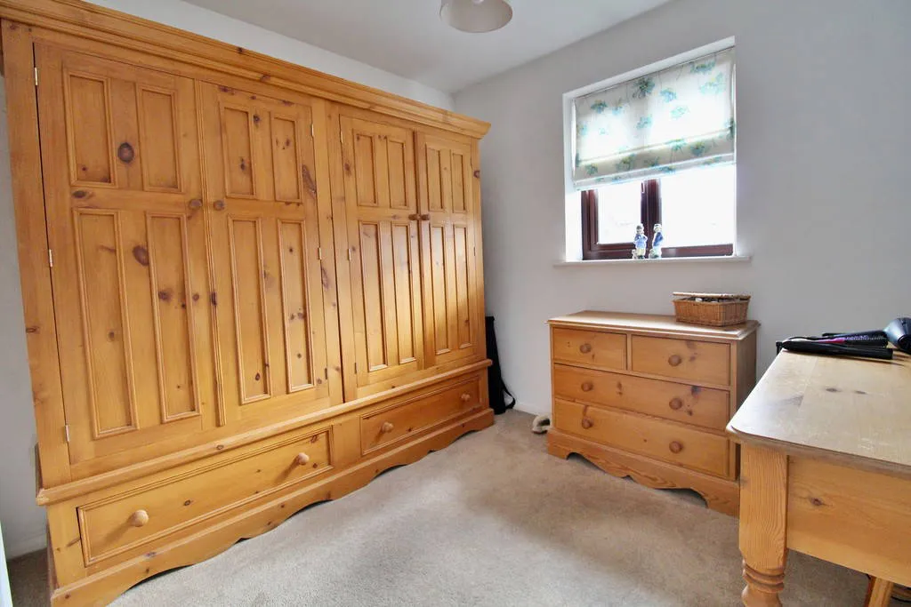 Wilson Close, RUGBY, Warwickshire, CV22 7SU, photo 11