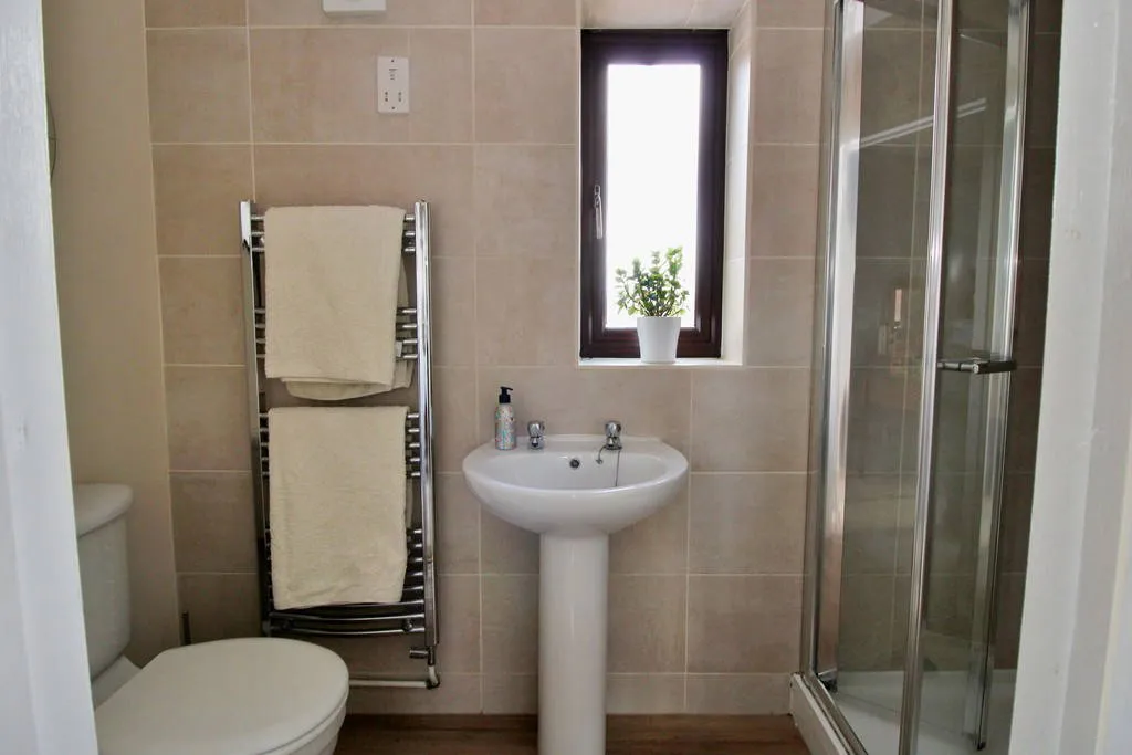 Wilson Close, RUGBY, Warwickshire, CV22 7SU, photo 17