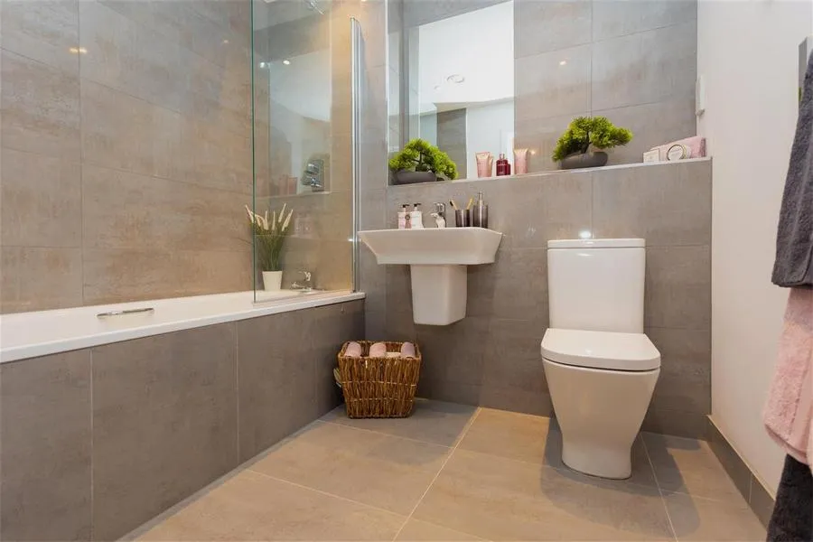 Marketfield Way, Redhill, RH1, photo 4