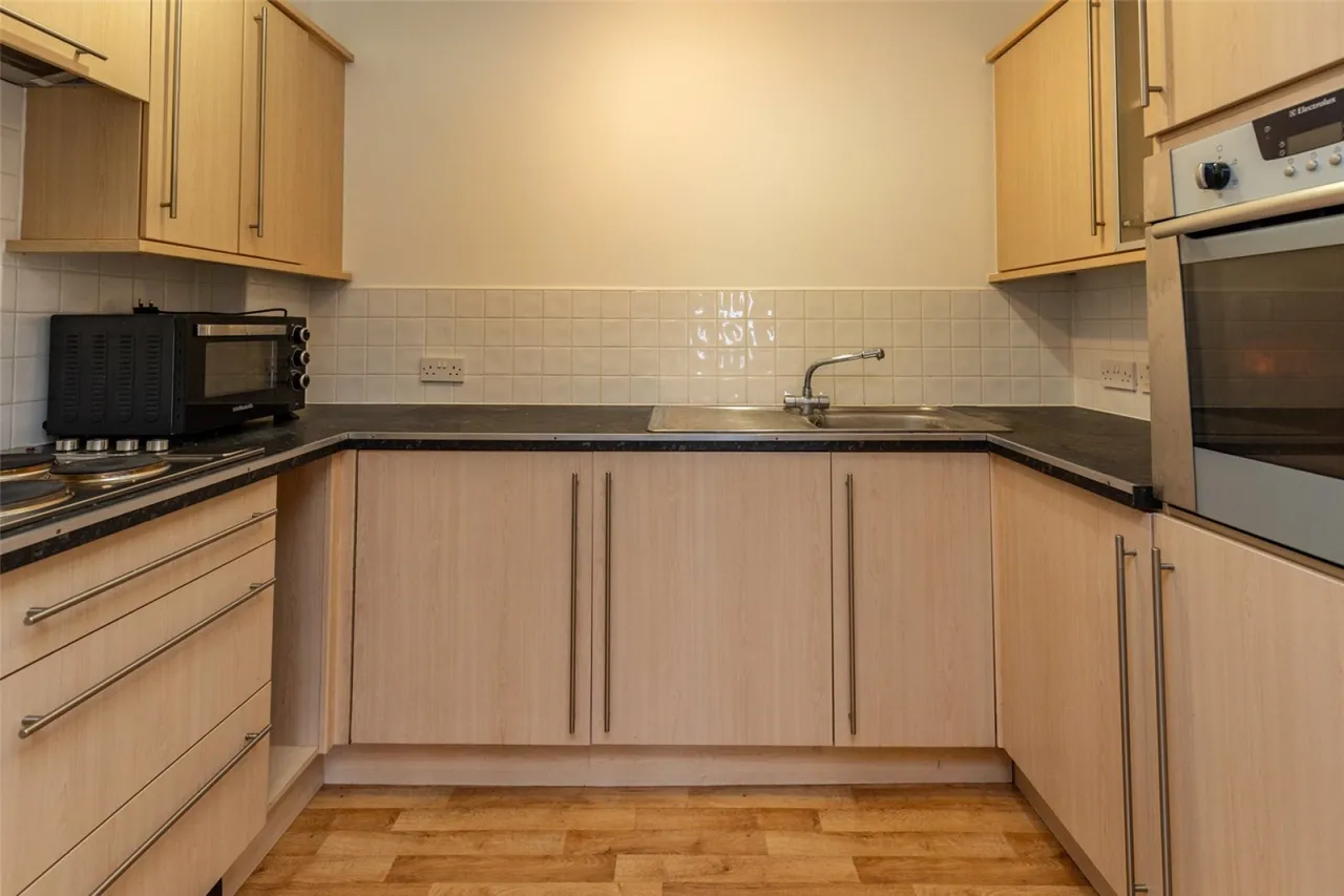 Henleaze Road, Bristol, BS9, photo 3