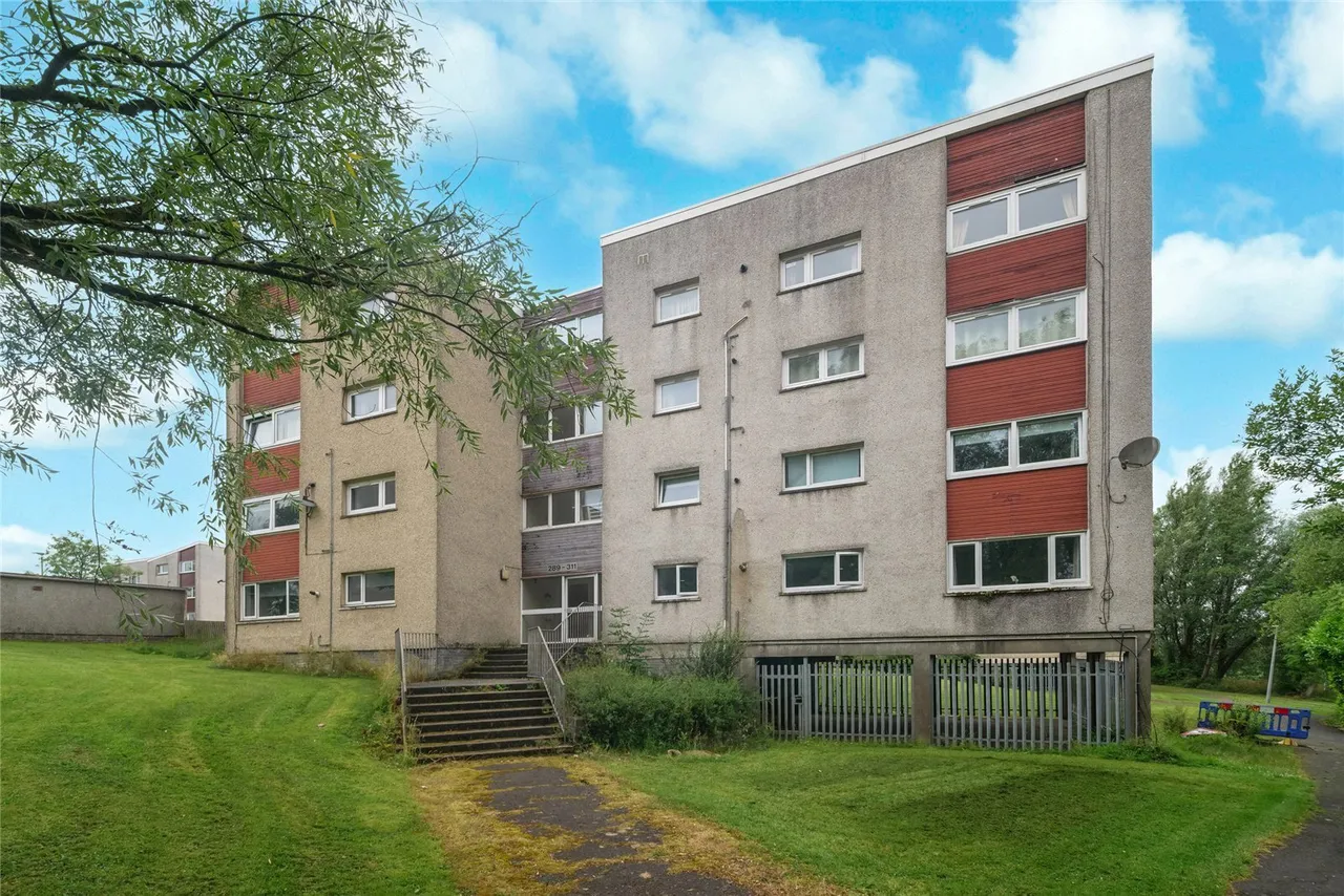 1 bed flat for sale — Mallard Crescent, Greenhills, East Kilbride, South Lanarkshire, G75