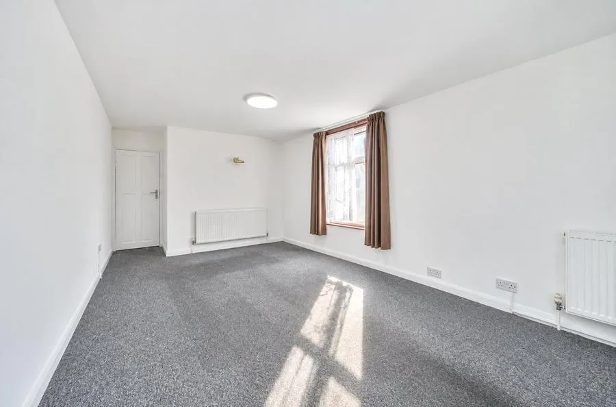 Sheringham Avenue, Manor Park, E12, photo 17