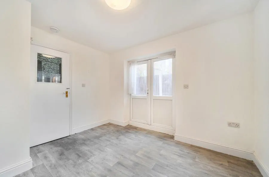 Sheringham Avenue, Manor Park, E12, photo 6