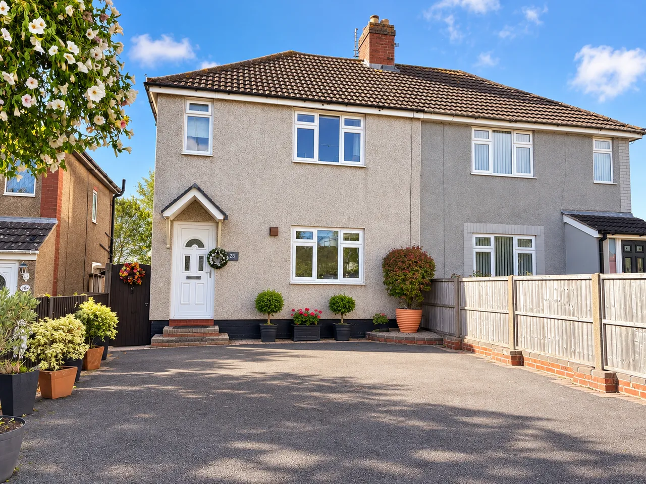2 bed house for sale, Hinckley Road, Ibstock, LE67