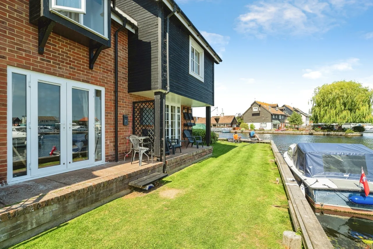 Staitheway Road, Wroxham, Norwich, Norfolk, NR12, photo 11