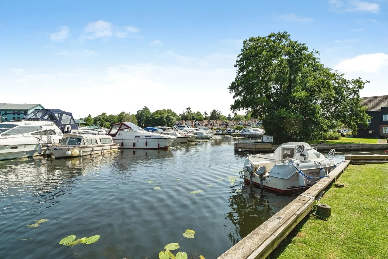 Staitheway Road, Wroxham, Norwich, Norfolk, NR12, photo 6
