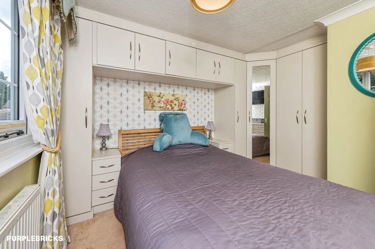 Crackenedge Lane, Dewsbury, WF13, photo 18