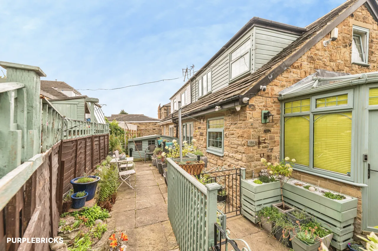 Crackenedge Lane, Dewsbury, WF13, photo 15