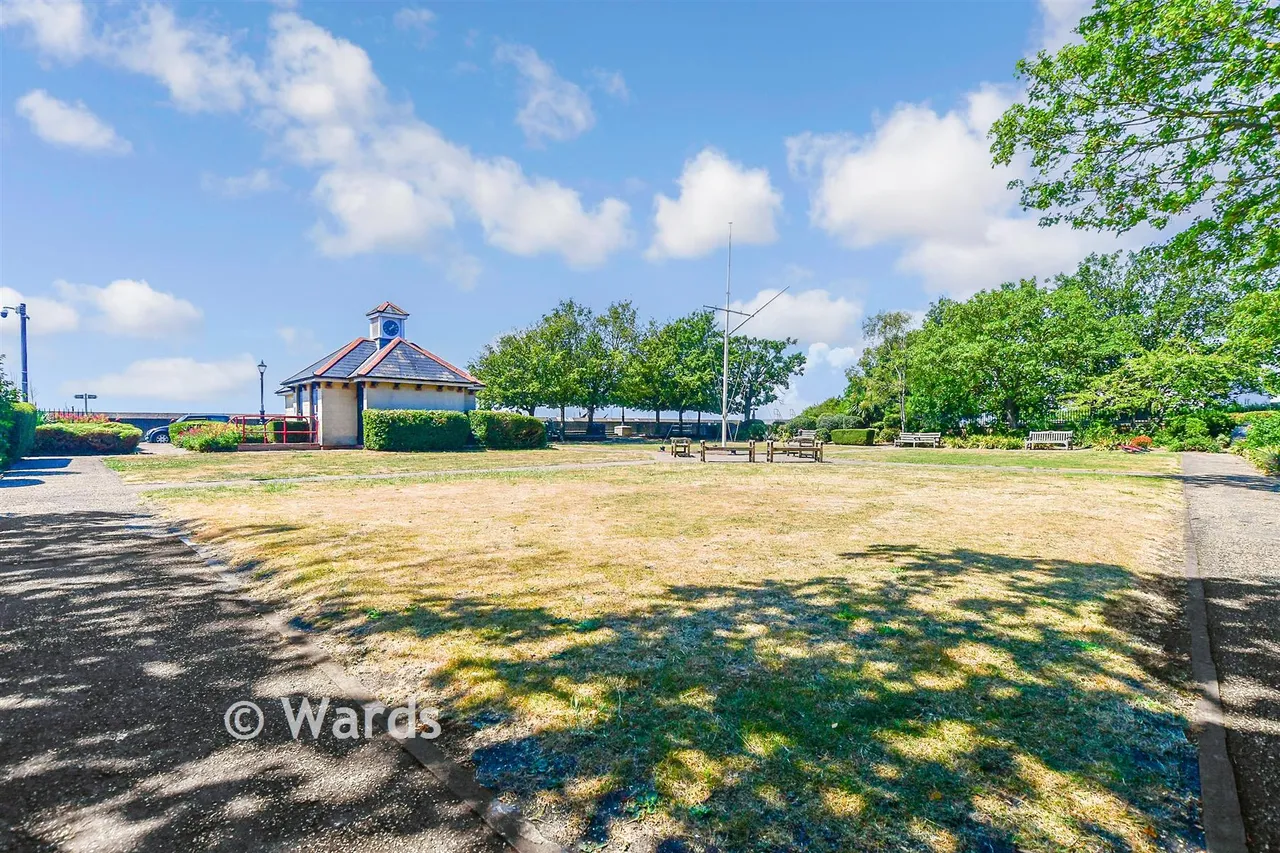 West Street, Queenborough, ME11, photo 9