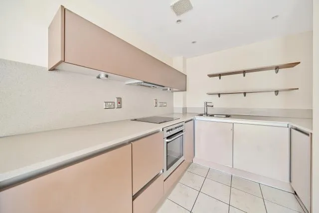 Kerr Place, Aylesbury, HP21, photo 5