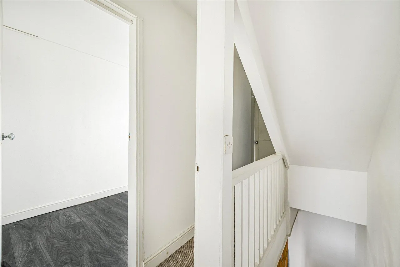 Howard Road, Dartford, DA1, photo 22