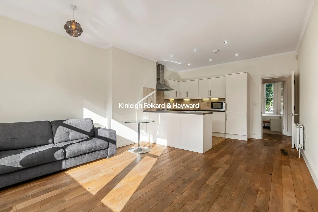 2 bed flat to rent, Highbury Hill, London, N5