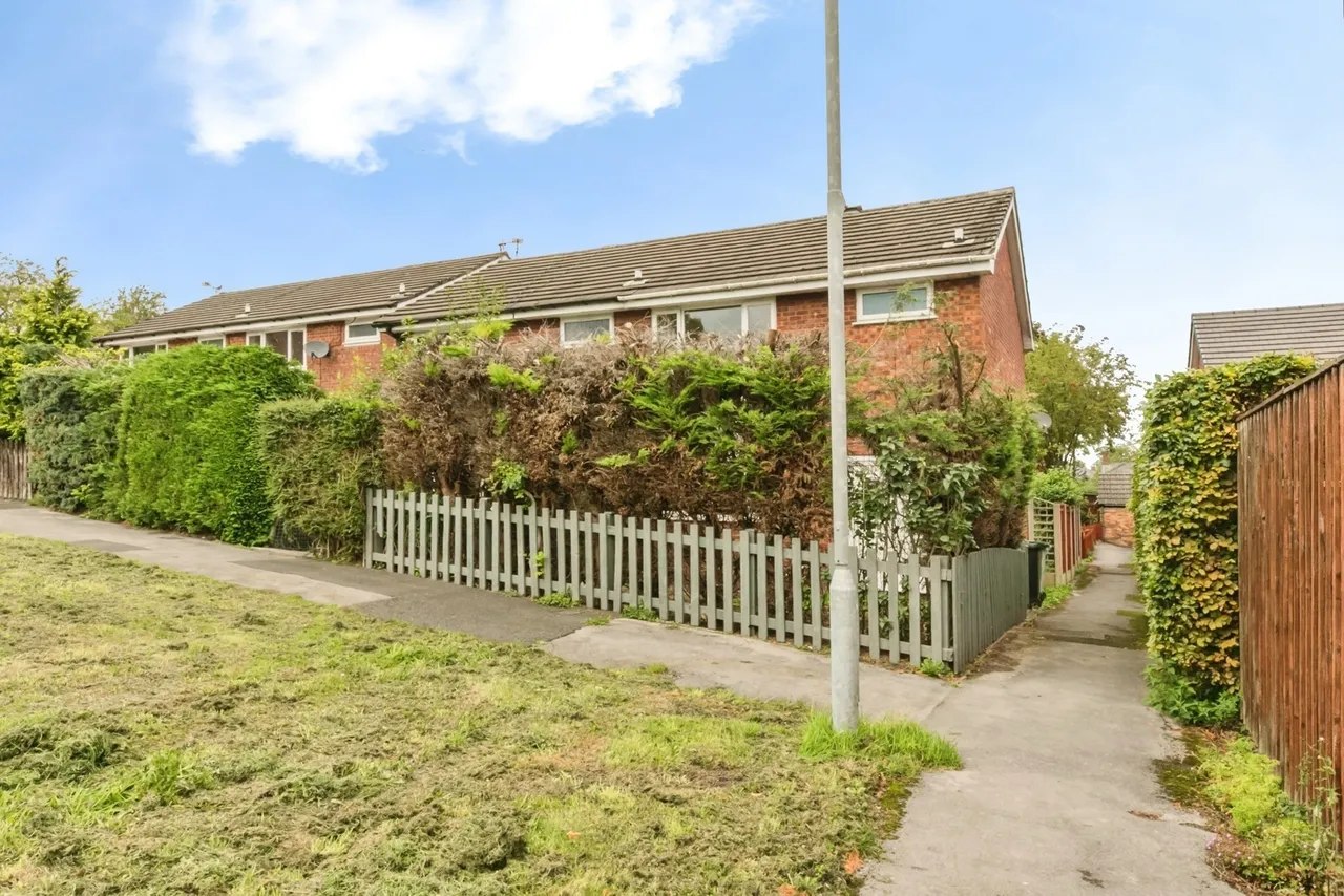 Canton Walks, Macclesfield, Cheshire, SK11, photo 11