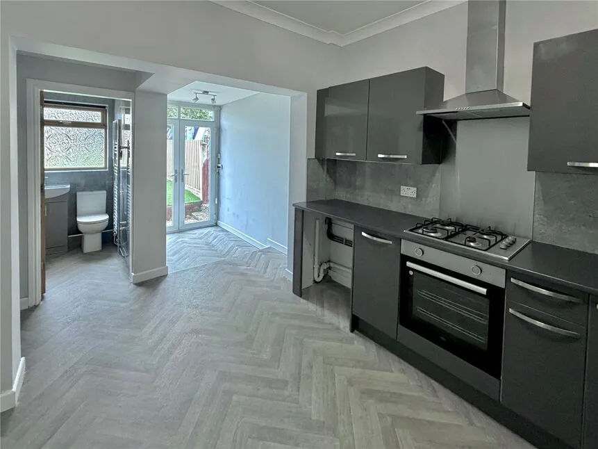Bartholomew Street, Wombwell, S73, photo 4