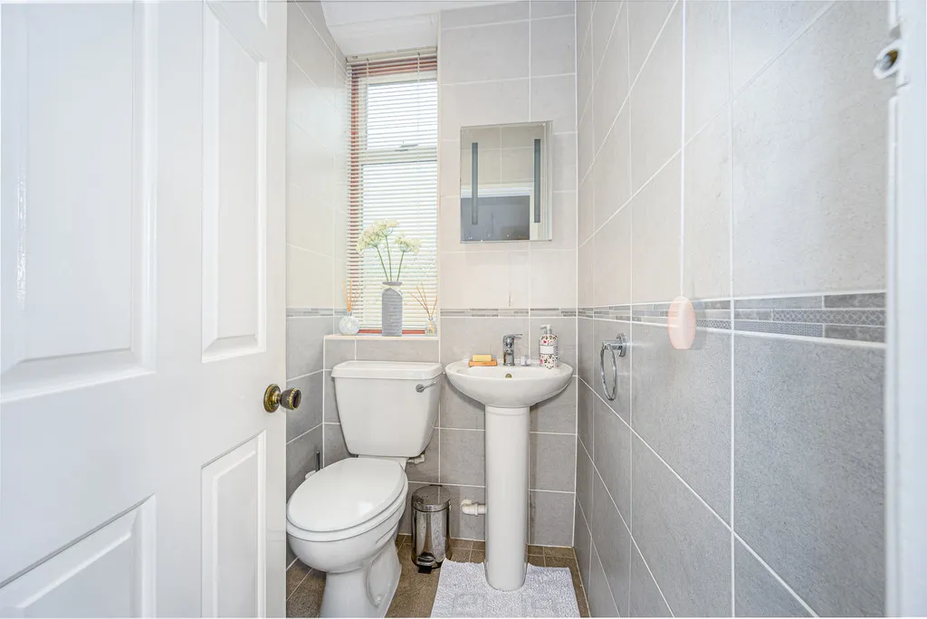 Wellington Road, Muxton, photo 14