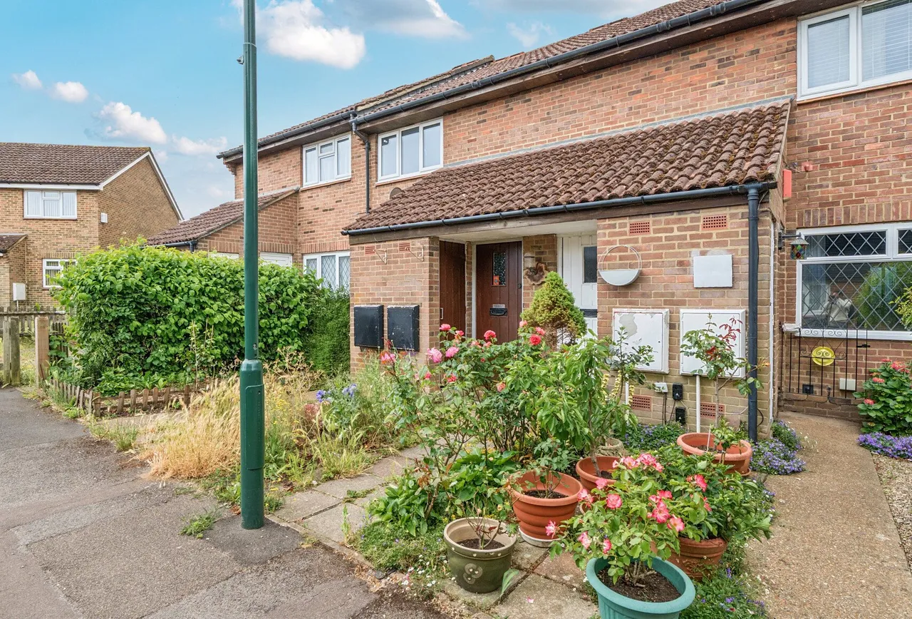 1 bed flat for sale — Plesman Way, Wallington, SM6 9NB