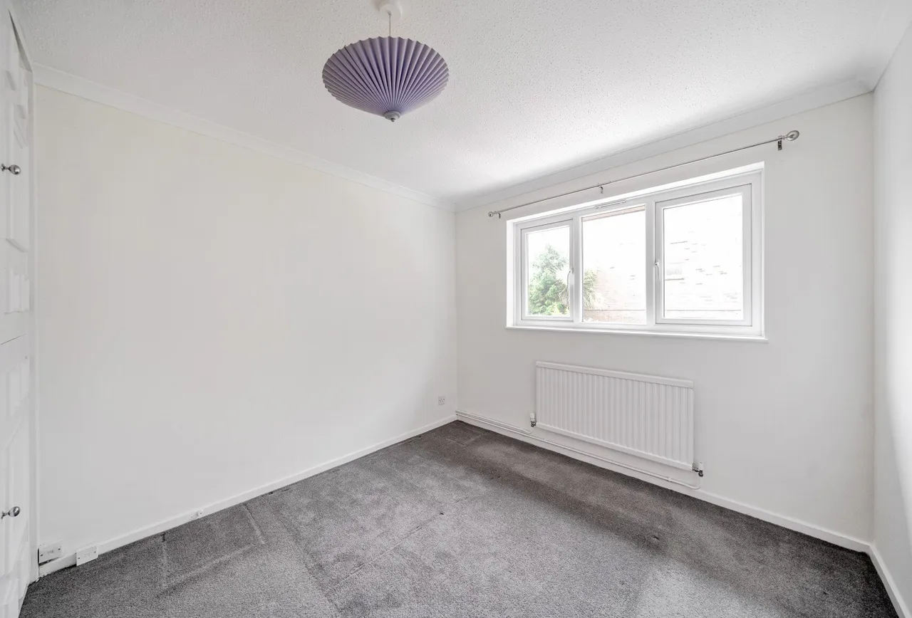 Plesman Way, Wallington, SM6 9NB, photo 6
