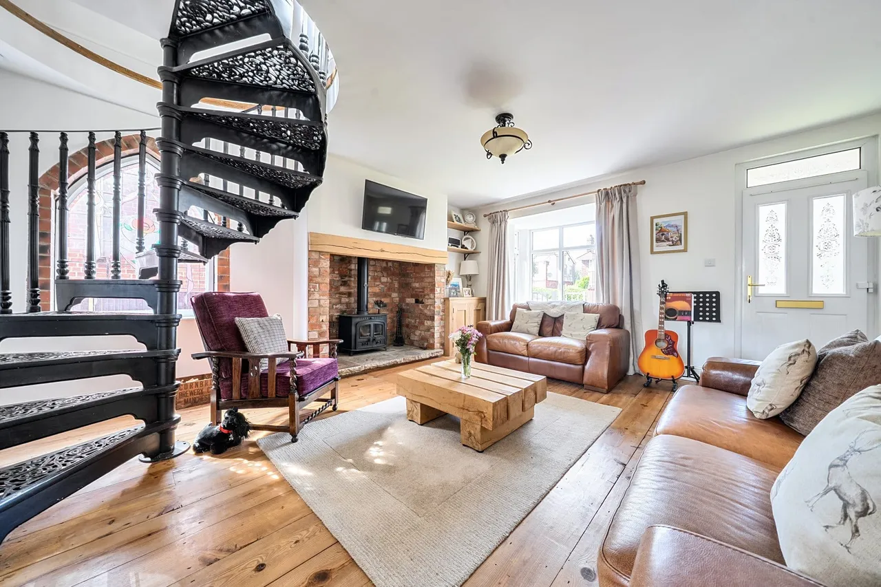 Flixborough Road, Burton-Upon-Stather, DN15, photo 4