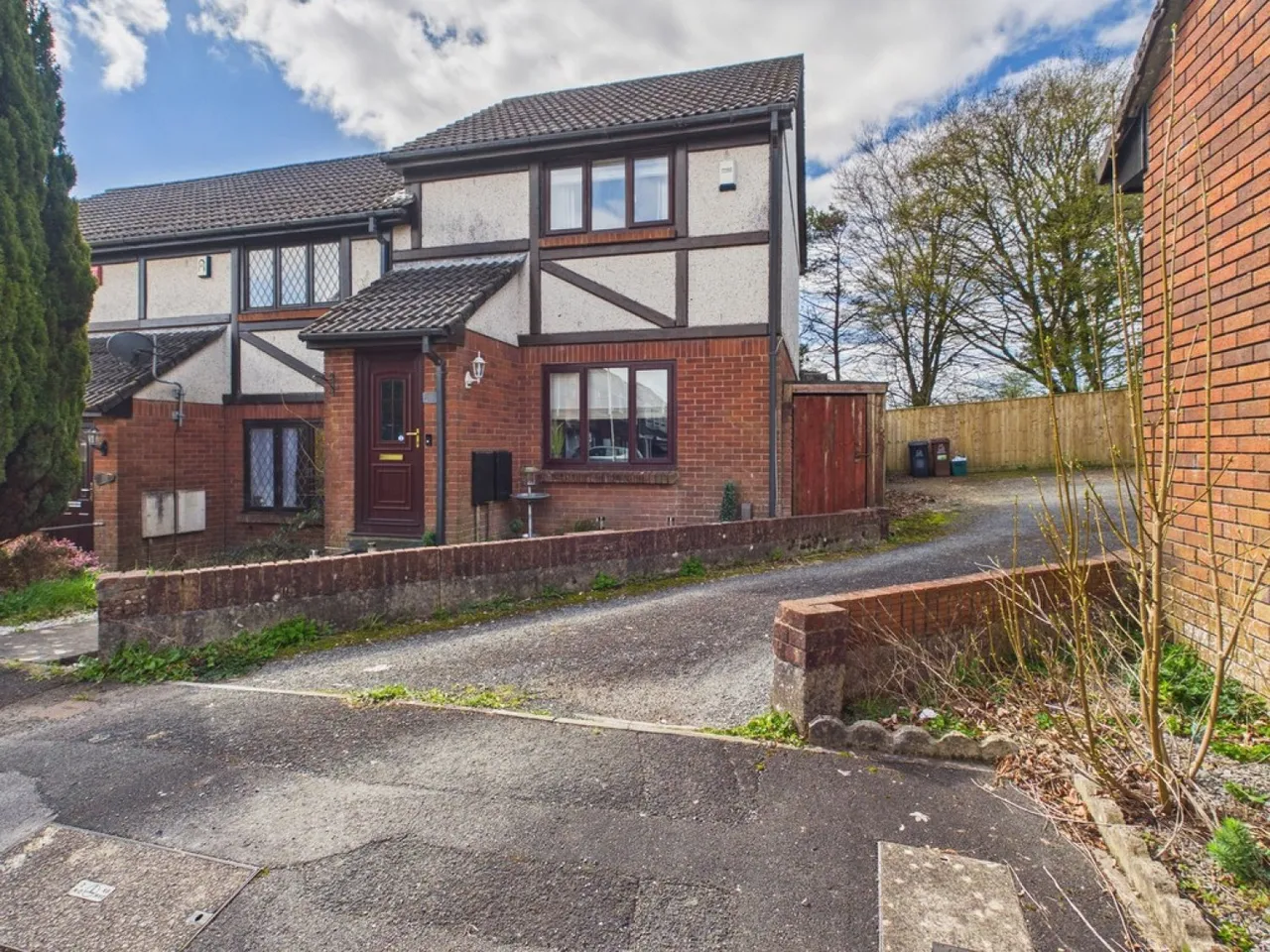 2 bed house for sale — Redwing Drive, Woolwell, Plymouth