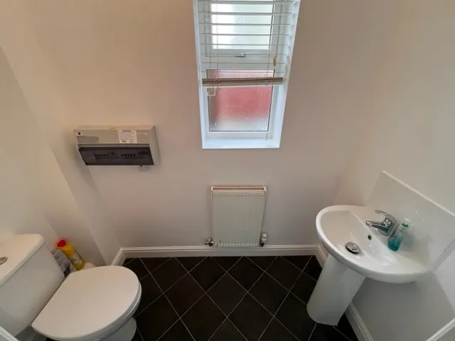Broadway, Yaxley, PE7, photo 3