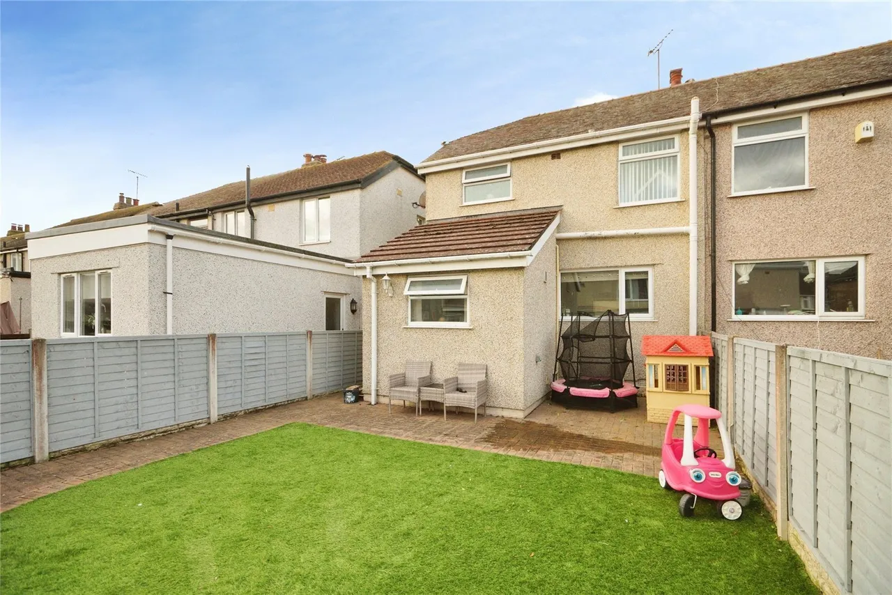 Penrhos Avenue, Llandudno Junction, LL31, photo 16