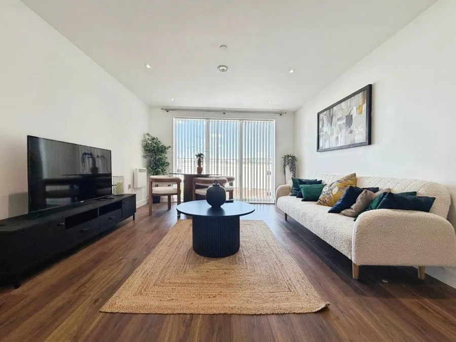 Market Street, Bracknell, RG12, photo 2
