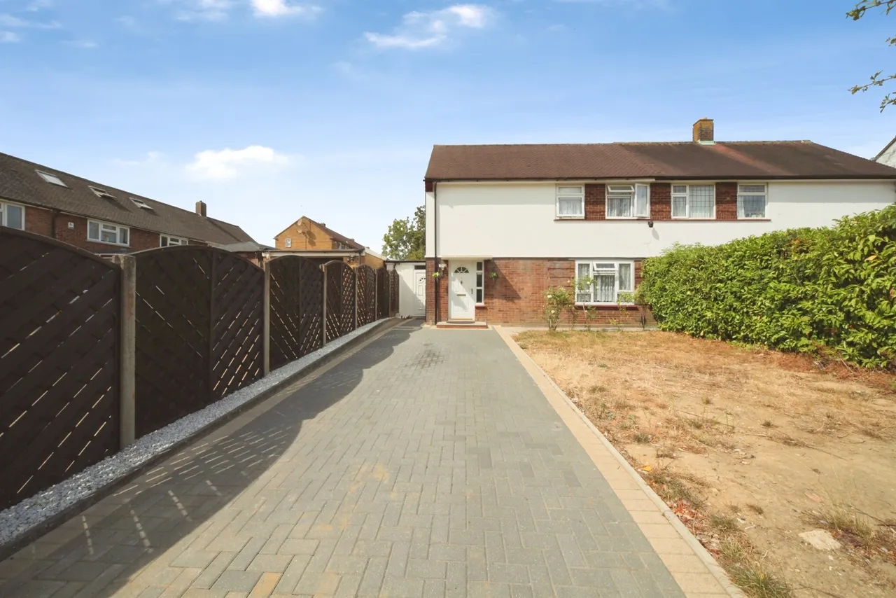 Santingfield North, Luton, LU1, photo 2