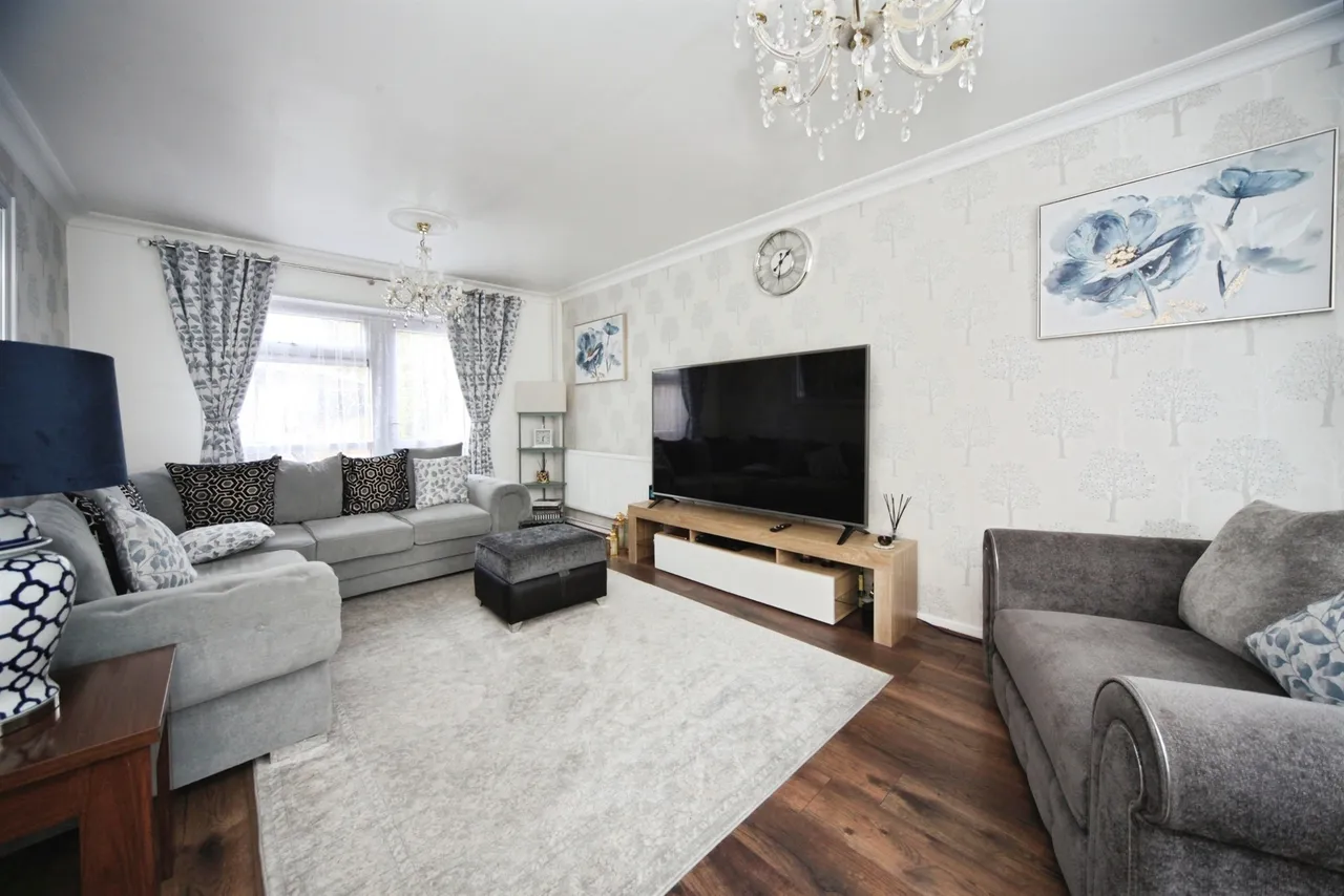 Santingfield North, Luton, LU1, photo 3