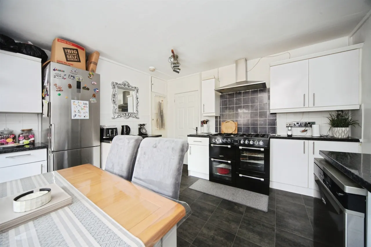 Santingfield North, Luton, LU1, photo 6