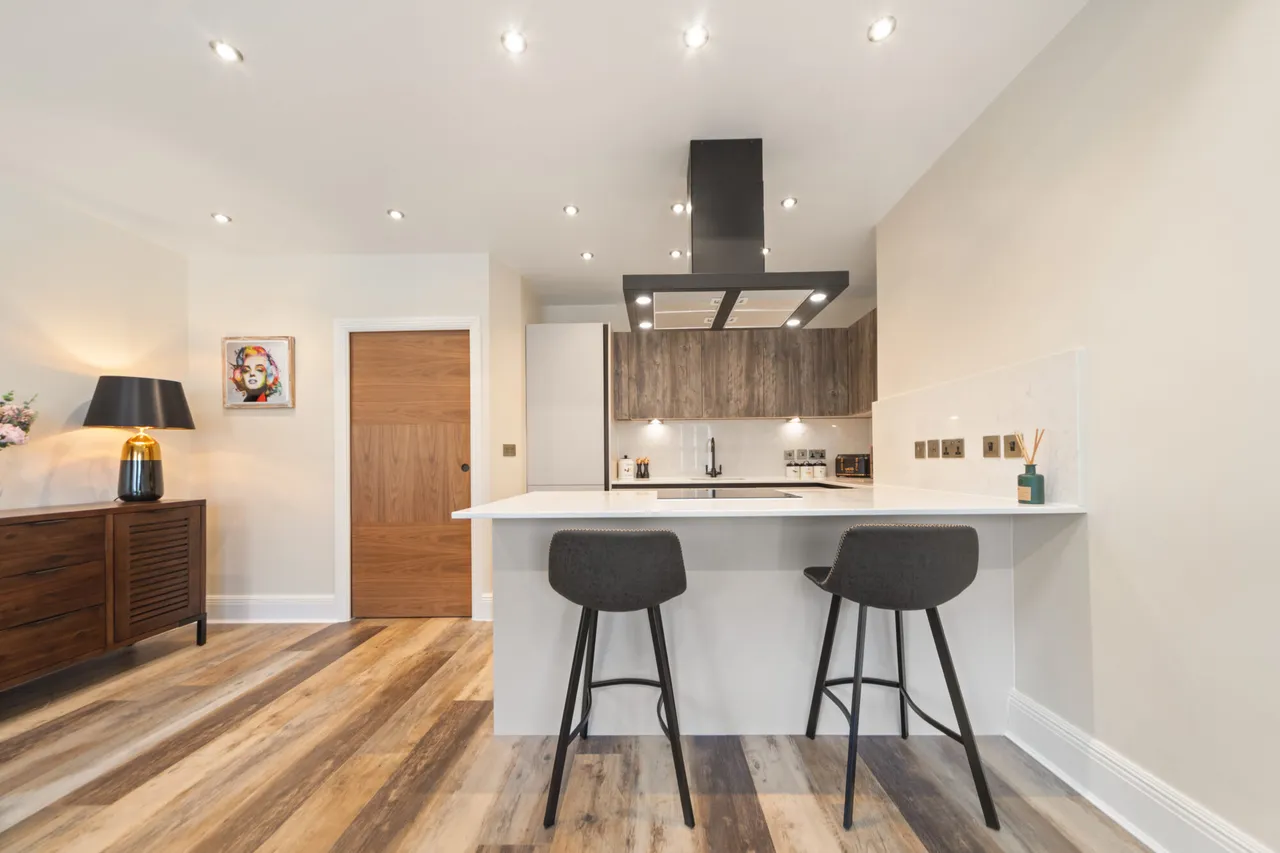 Foregate Street, WR1, photo 6