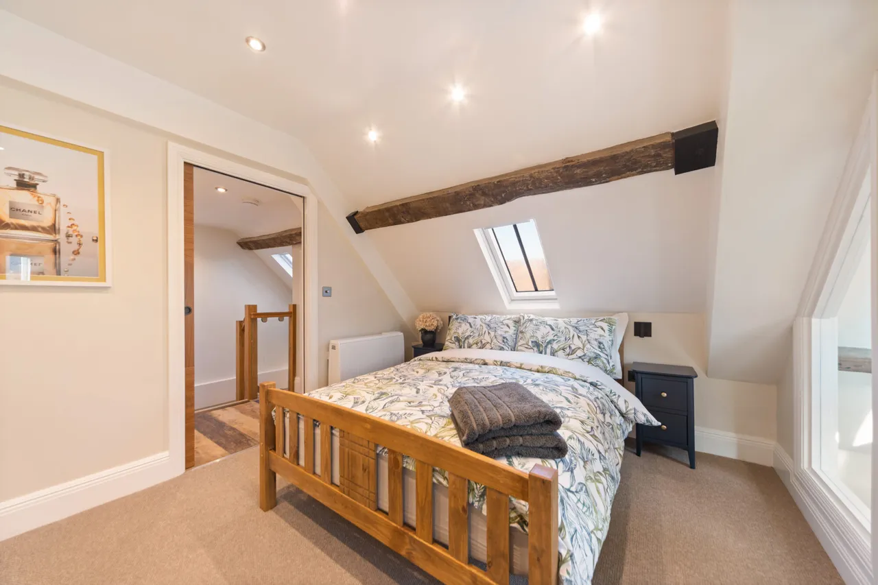 Foregate Street, WR1, photo 9