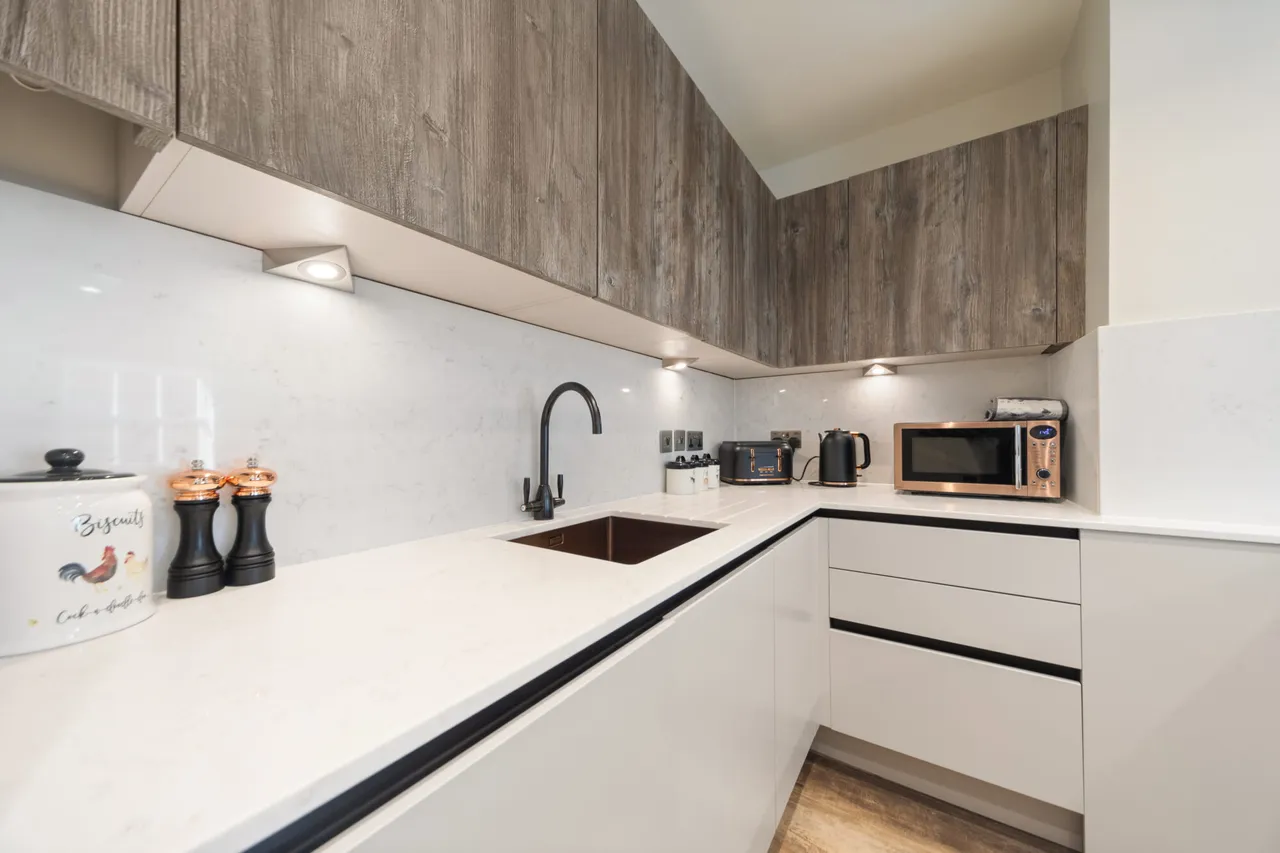 Foregate Street, WR1, photo 5