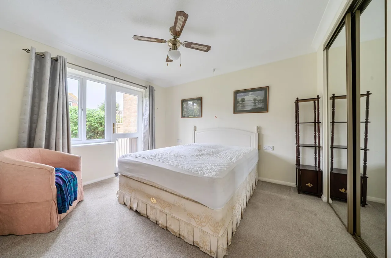 Windmill Court, East Wittering, PO20, photo 4