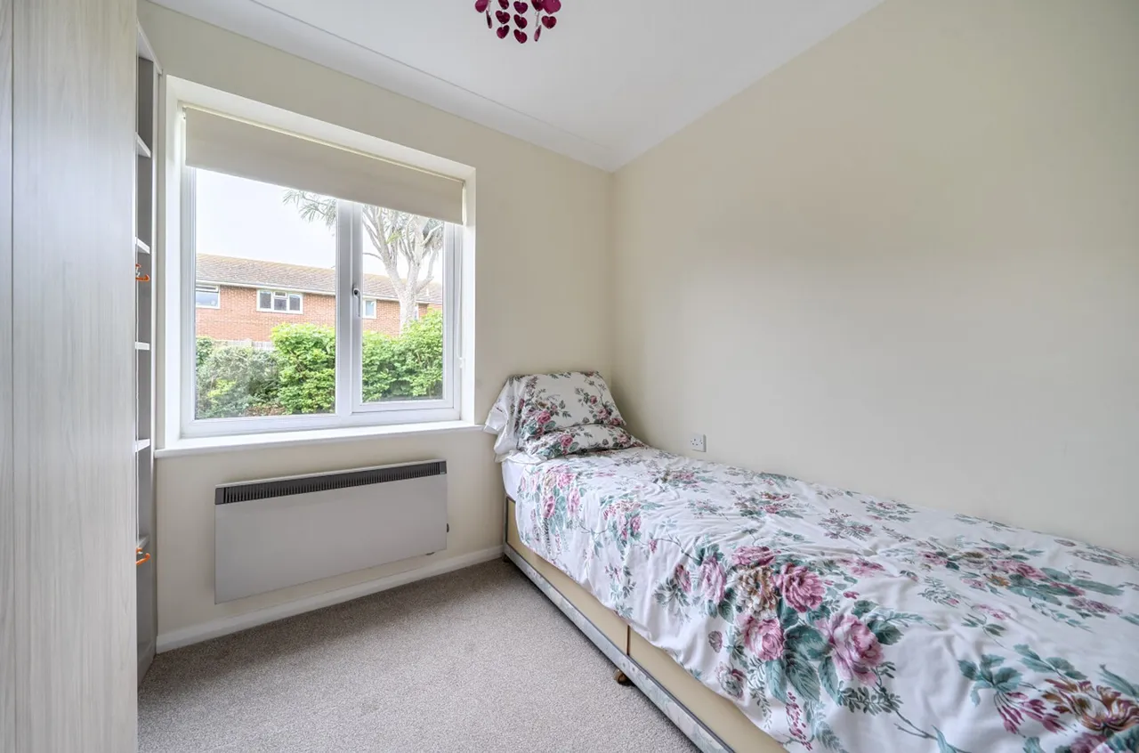 Windmill Court, East Wittering, PO20, photo 6